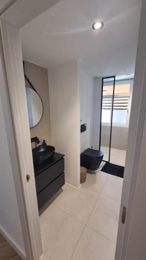 Luxe Appartement In Het Centrum Van Malaga Met Gratis Parkeerplek! Exteriör bild