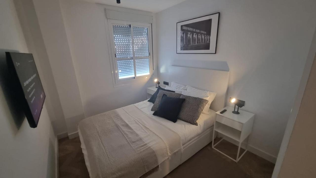 Luxe Appartement In Het Centrum Van Malaga Met Gratis Parkeerplek! Exteriör bild